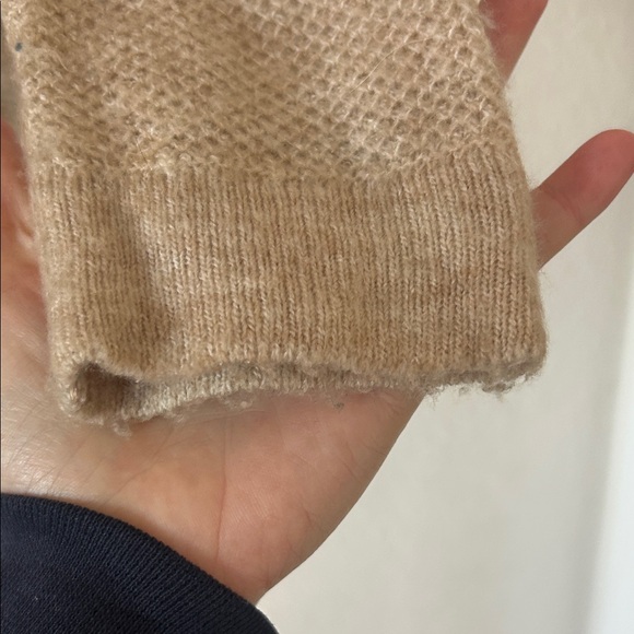 Abercrombie & Fitch Tan Crew Neck Sweater - Picture 4 of 5